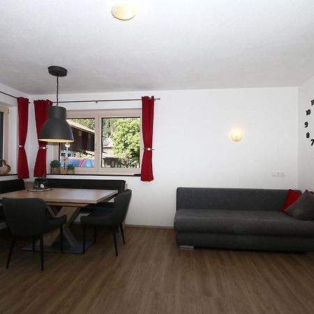 Quiet Holiday Flat Near The Mayrhofen Ski Area 슈벤다우 외부 사진